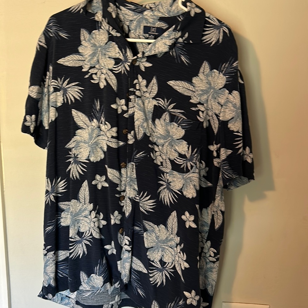Flower Shirt M